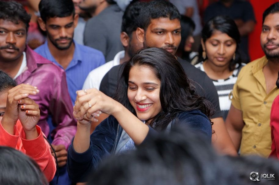 Tanu-Vachenanta-Movie-Promotions-At-Club-Cuba-Libre